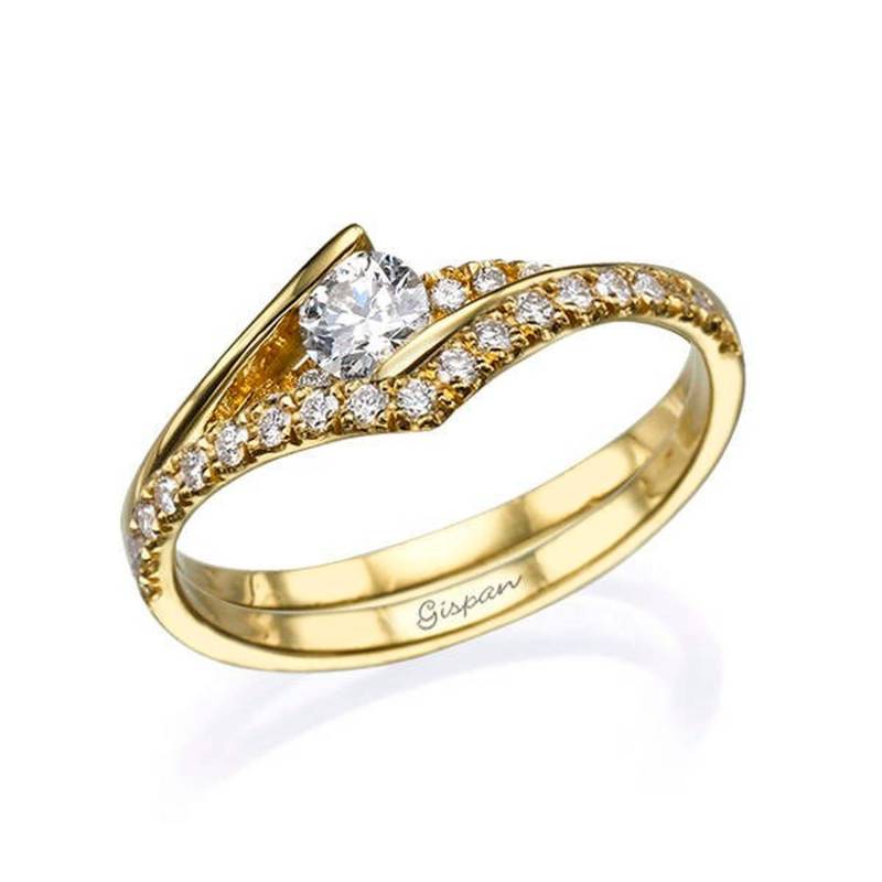 Verlobungs Set Passender Ehering Passendes Hochzeitsband Hochzeits-Set Diamanten Gelbgoldring Ringset Schmuckset Halo Ring Geschenk von Gispandiamonds