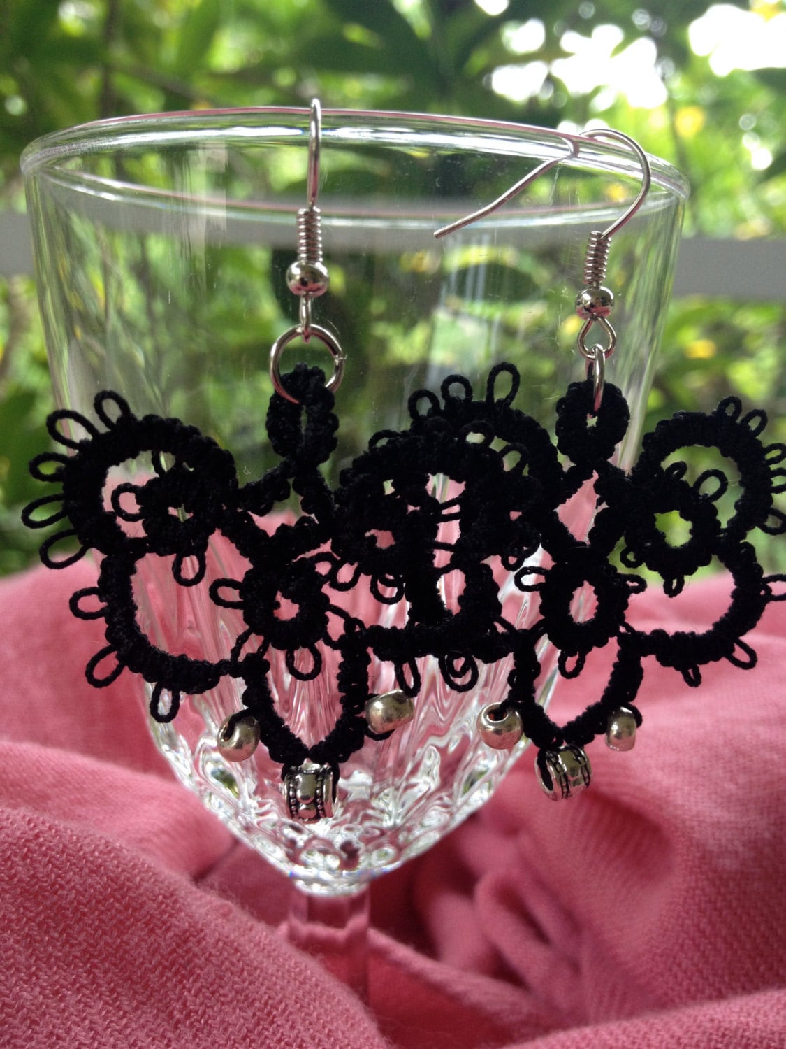 Schöne Nadel Tatted Ohrring, Schwarz Und Silber Perlen Verschiedene Spezielle Elegante Handgemachte Geschenk Schwester Aretes Tejidos Schöne Nadel Tatted Ohrring, Schwarz Und Silber Perlen Verschiedene Spezielle Elegante Handgemachte Geschenk Schwester Aretes Tejidos von GiulianasCorner