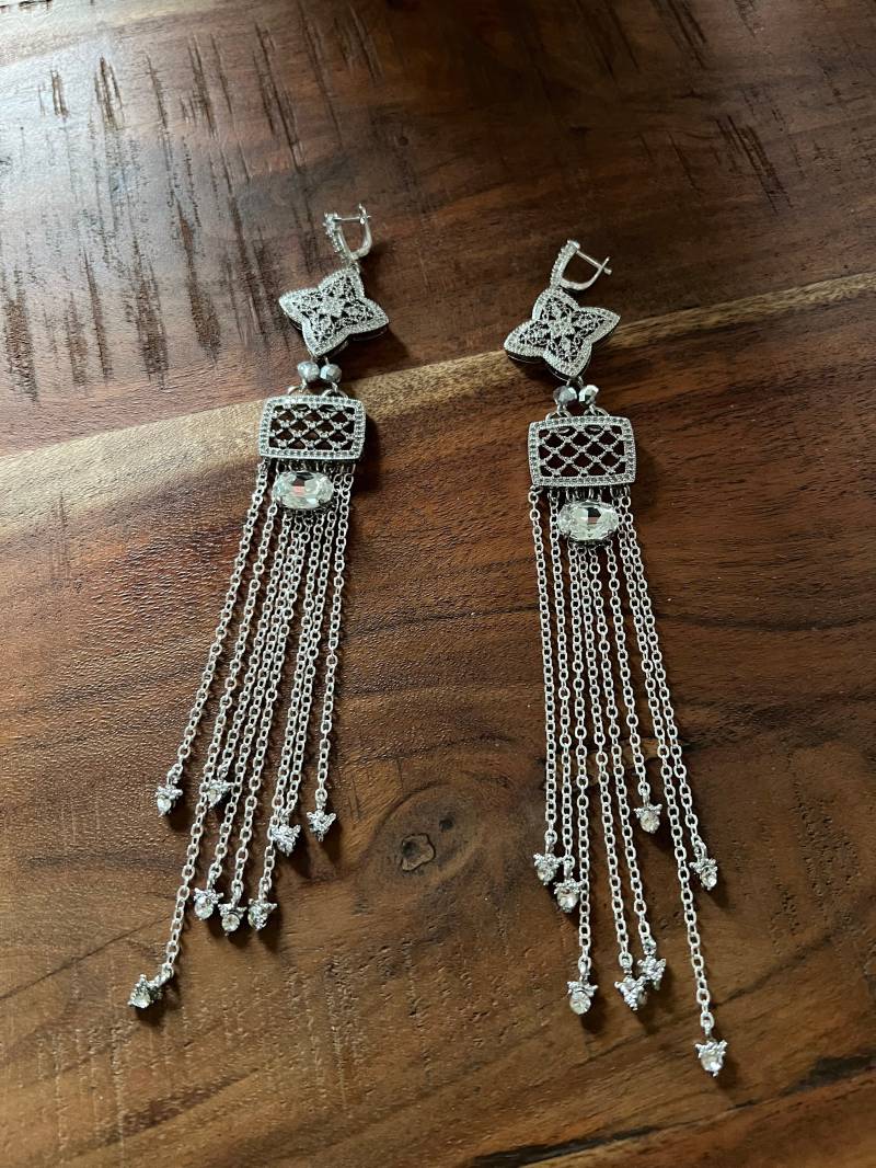 Silber Quasten Ohrringe ~ Funkelnde Braut Eleganz Hochzeits von GivaMyJewerly