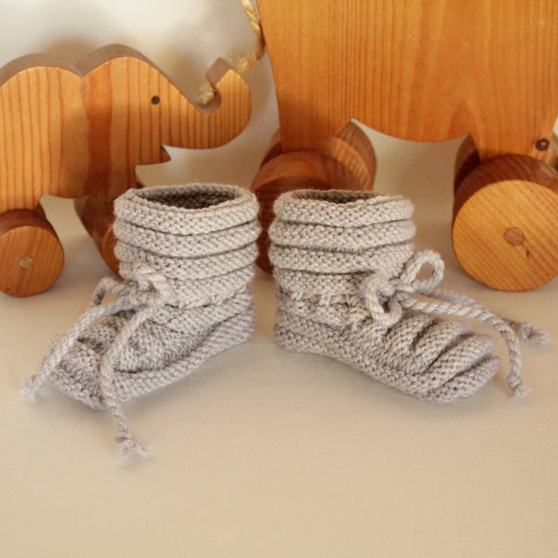 Babyschuhe in Hellgrau von GiveMeJoy