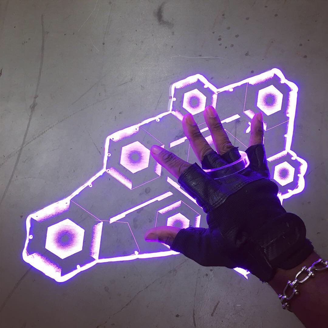 Overwatch Sombra Hack Light Up Prop | Cosplay, Comiccon, Kostüm, Halloween Overwatch Sombra Hack Light Up Prop | Cosplay, Comiccon, Kostüm, Halloween von GiveWaveStudios