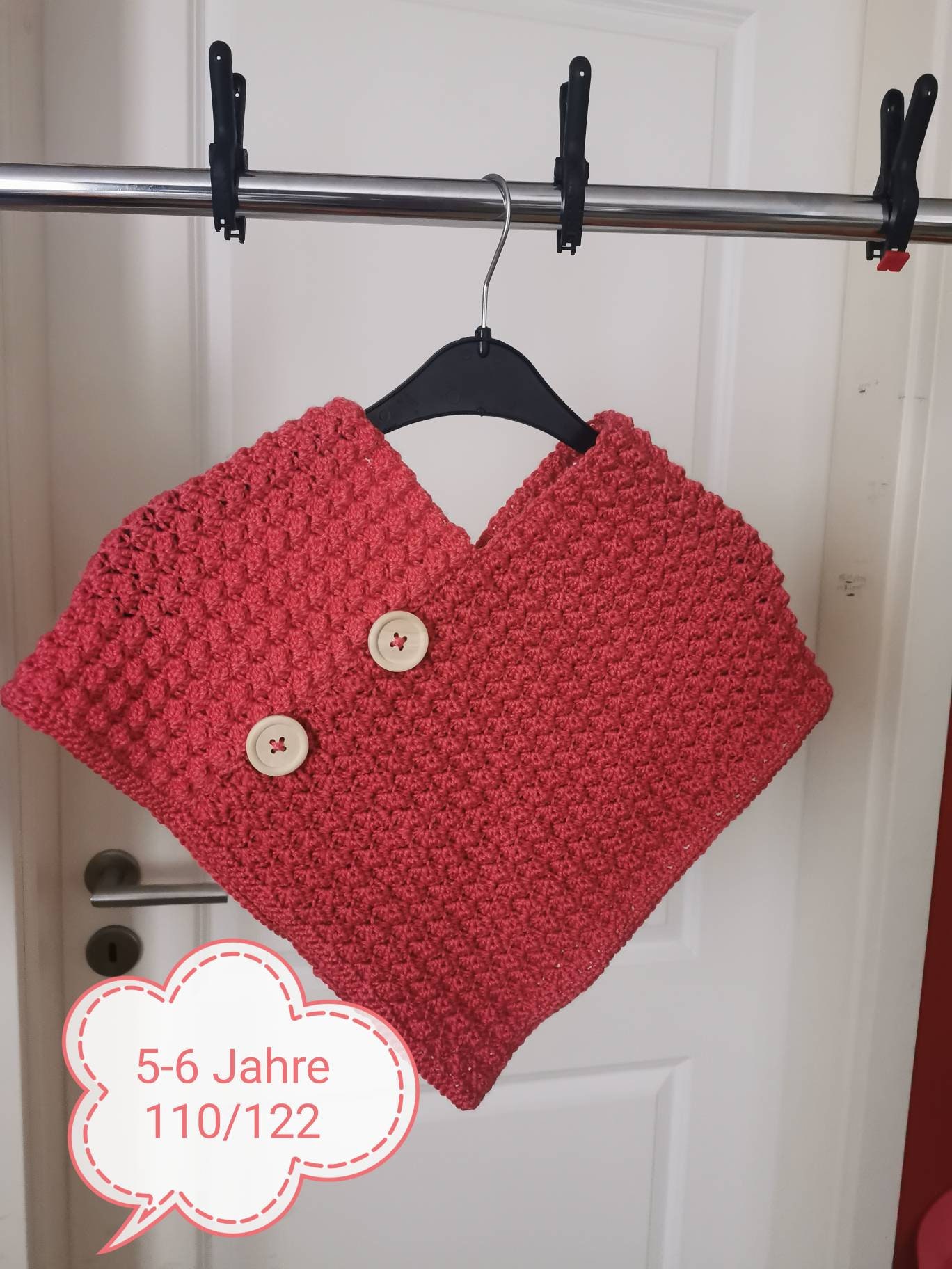 Wärmende Poncho Für Die Kleine Lady, Handarbeit, Trendy, Versch.grössen Und Farben von GiveawayshopDE
