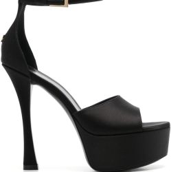 Givenchy Schwarze Plateausandalen von Givenchy