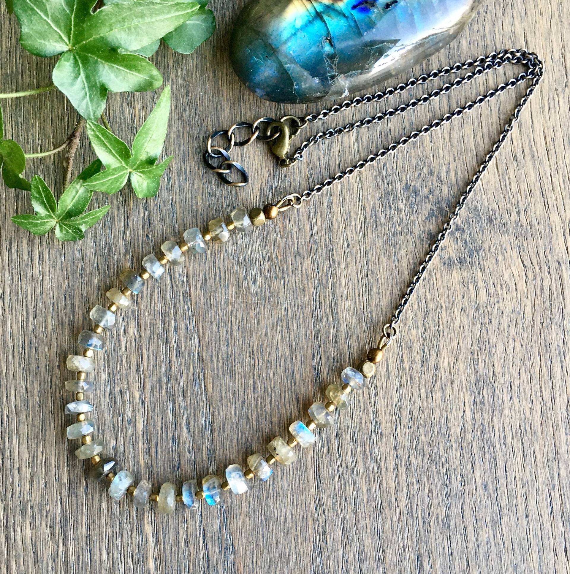 Auffällige Labradorit & Antiqued Messing Perlen Halskette, 18-19, Edelstein Kristall Naturstein von GivingEarthMinerals
