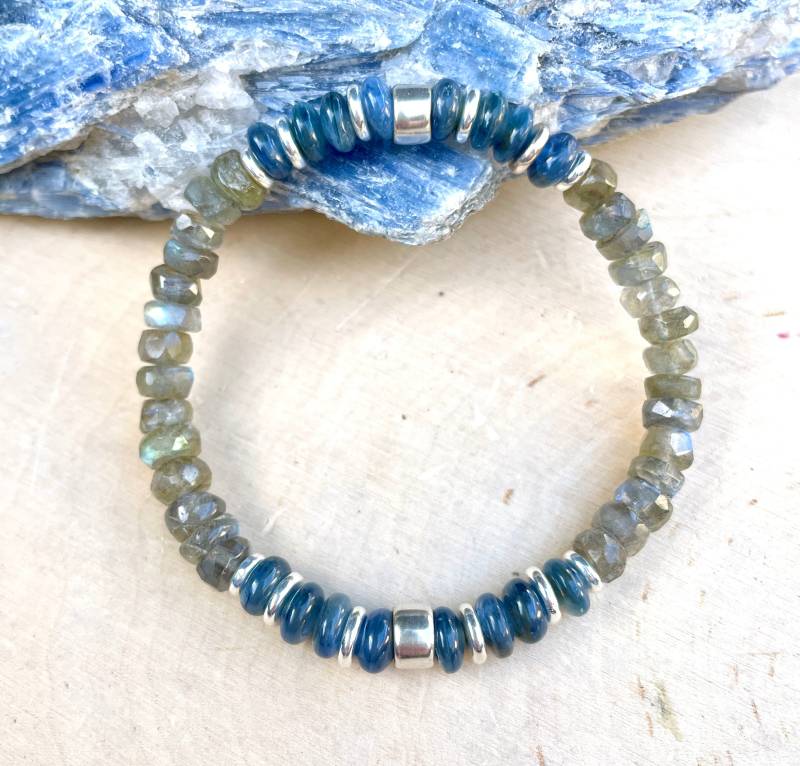 Blue Kyanit & Labradorit Armband, Silber Stretch Perlen, Naturstein Kristall Edelstein von GivingEarthMinerals