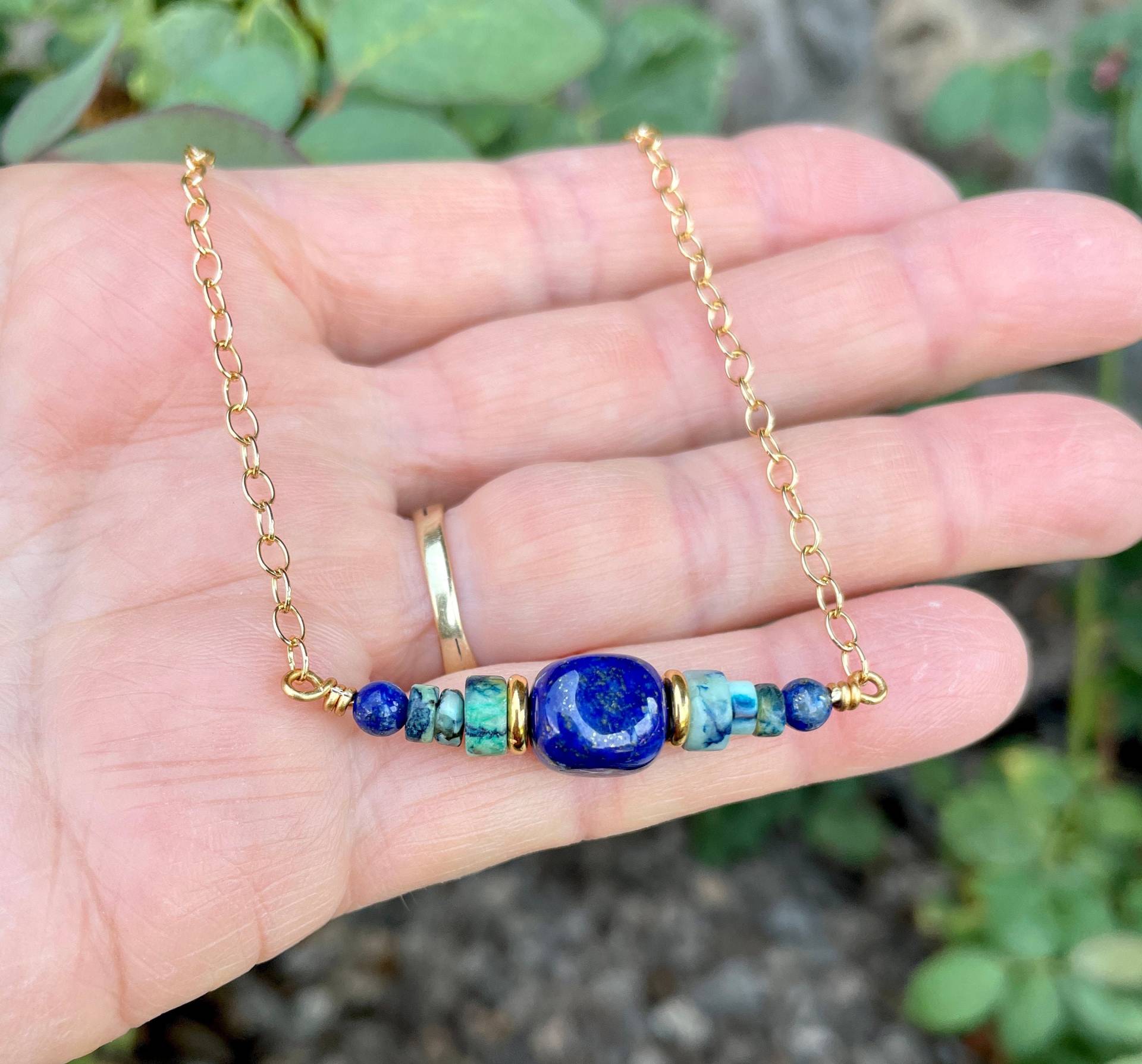 Lapis Lazuli & Azurit Chrysokoll Halskette, 14K Gold Gefüllt Kette, Wahl 15 " - 18", Naturstein Edelstein Kristall, Minimalist von GivingEarthMinerals