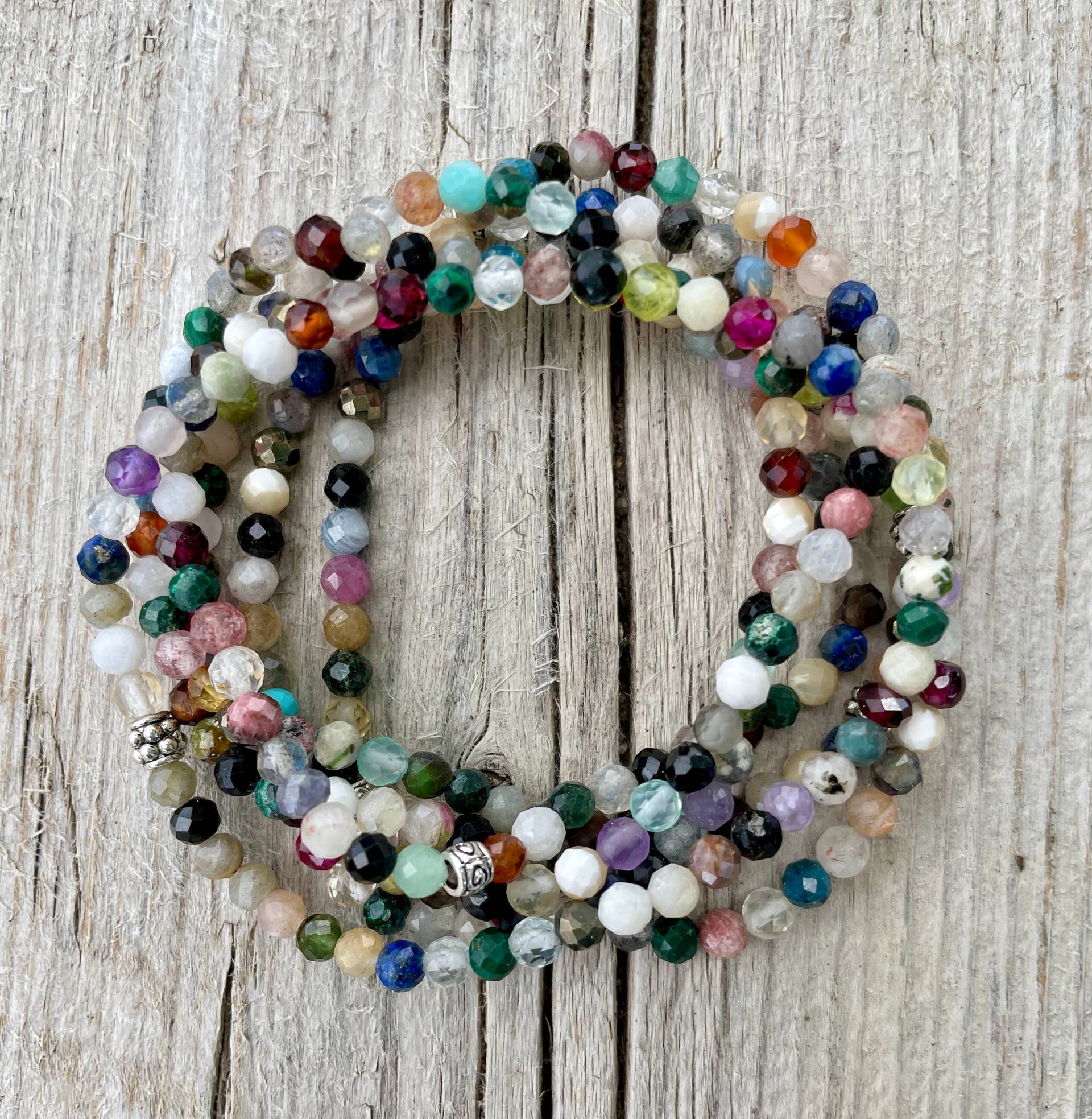 Zierliches Multi-Edelstein-Armband, Kristall-Naturstein, Gemischte Edelsteine, Stretch, 4 Mm von GivingEarthMinerals