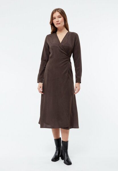 Givn Berlin Wickelkleid GBVIRGINIA aus TENCEL mit Peach-Effekt von Givn Berlin