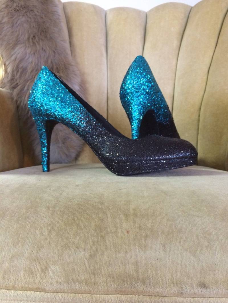 Auf Bestellung Angefertigte Glitzer High Heels. Ombre Türkis Und Schwarz. Größen 5, 5-11 von GlamAndGloryLab