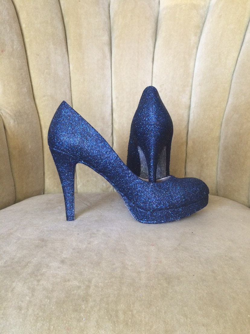 Marineblaue Glitzer-High-Heels. Einzelanfertigung Auf Bestellung von GlamAndGloryLab