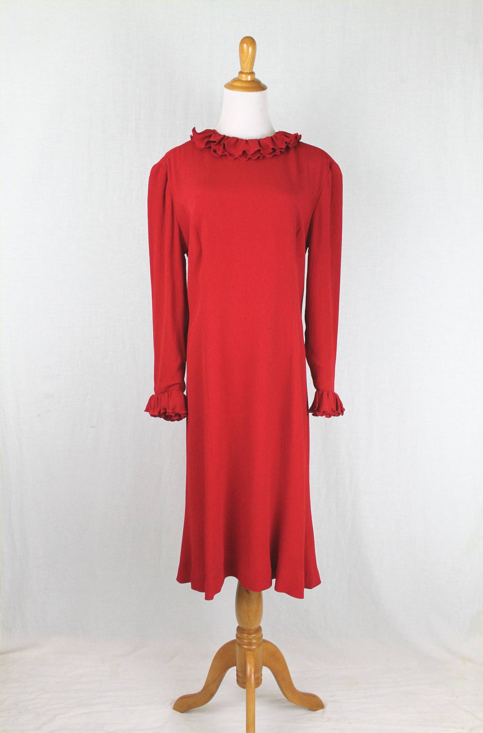 David Hayes Nancy Reagan Rotes Crepe Rüschen Kleid 1983 Größe 10 Medium David Hayes Nancy Reagan Rotes Crepe Rüschen Kleid 1983 Größe 10 Medium von GlamArchive2