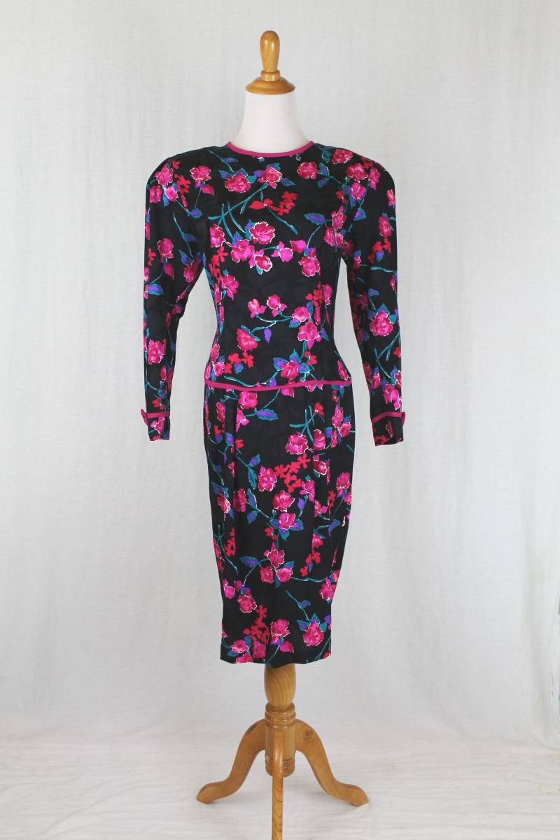 Vintage Kathryn Conover Mohndruck Seidenkleid Wadenlang Langarm Klein 6 36 von GlamArchive2