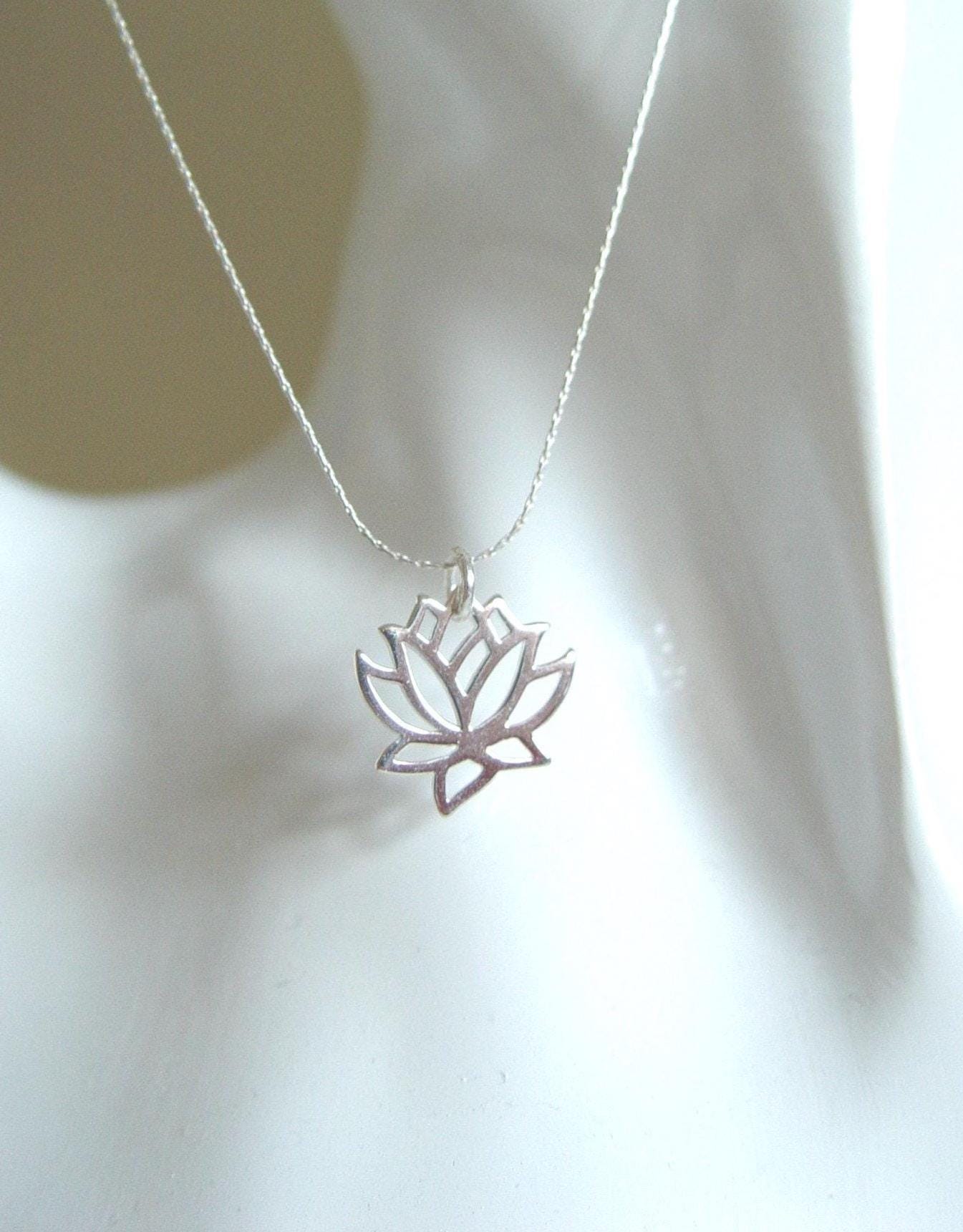 sterling Silber Lotus Blume Halskette Perlen Kette, Geschenk Boxed von Glamgemtastic