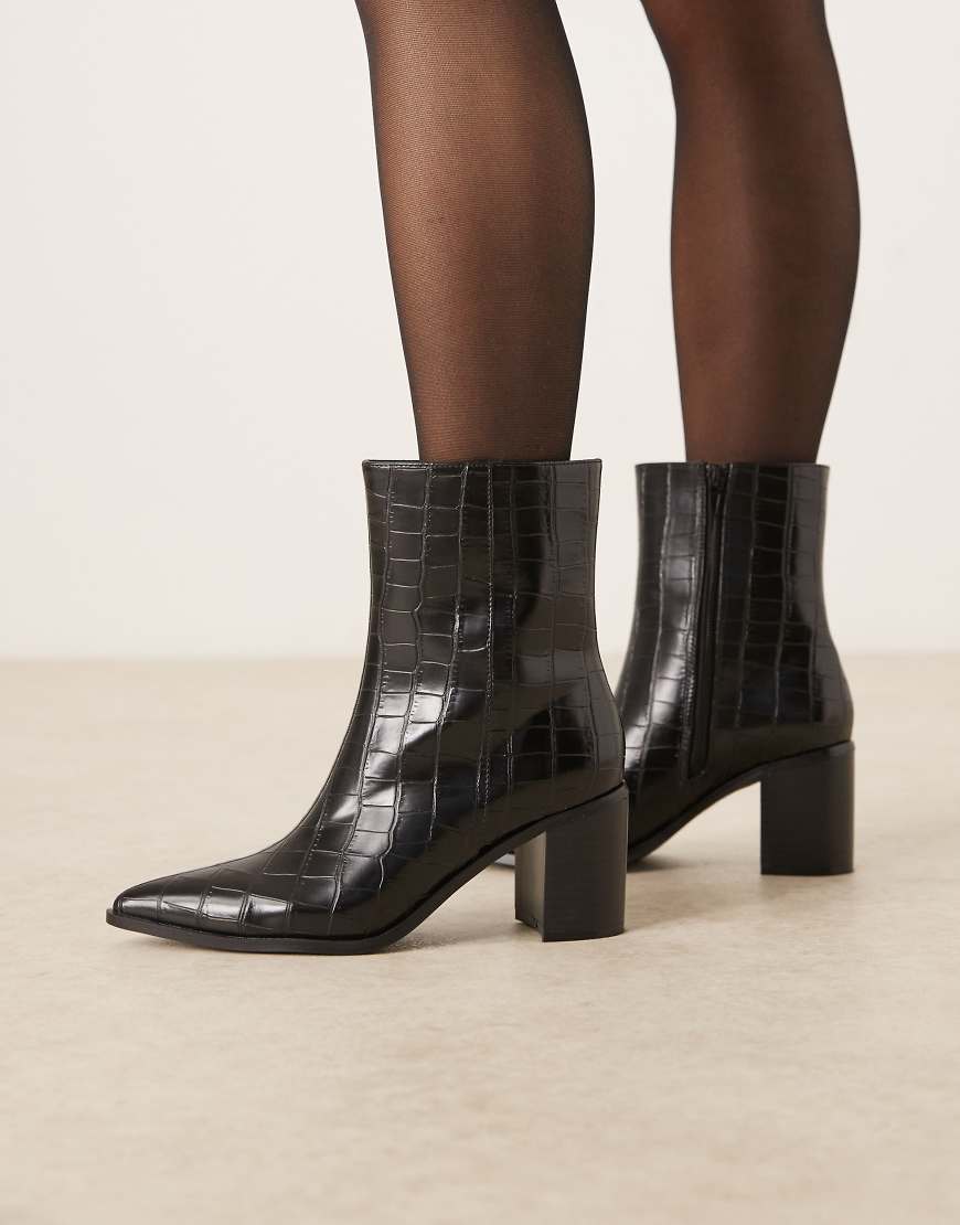 Glamorous - Ankle Boots in Kroko-Schwarz mit spitzer Zehenpartie von Glamorous