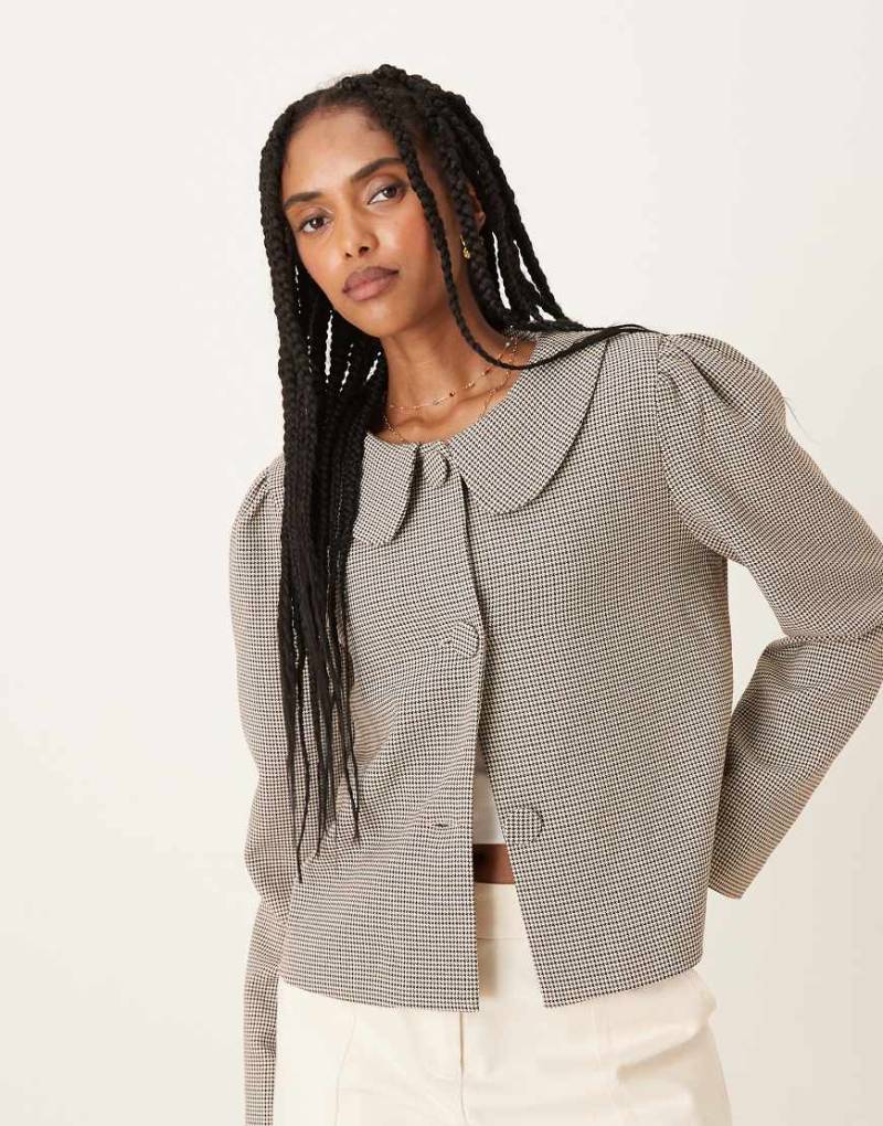 Glamorous - Cropped Mantel im Caban-Stil mit braunem Hahnentrittmuster und lockerem, weitem Schnitt-Bunt von Glamorous