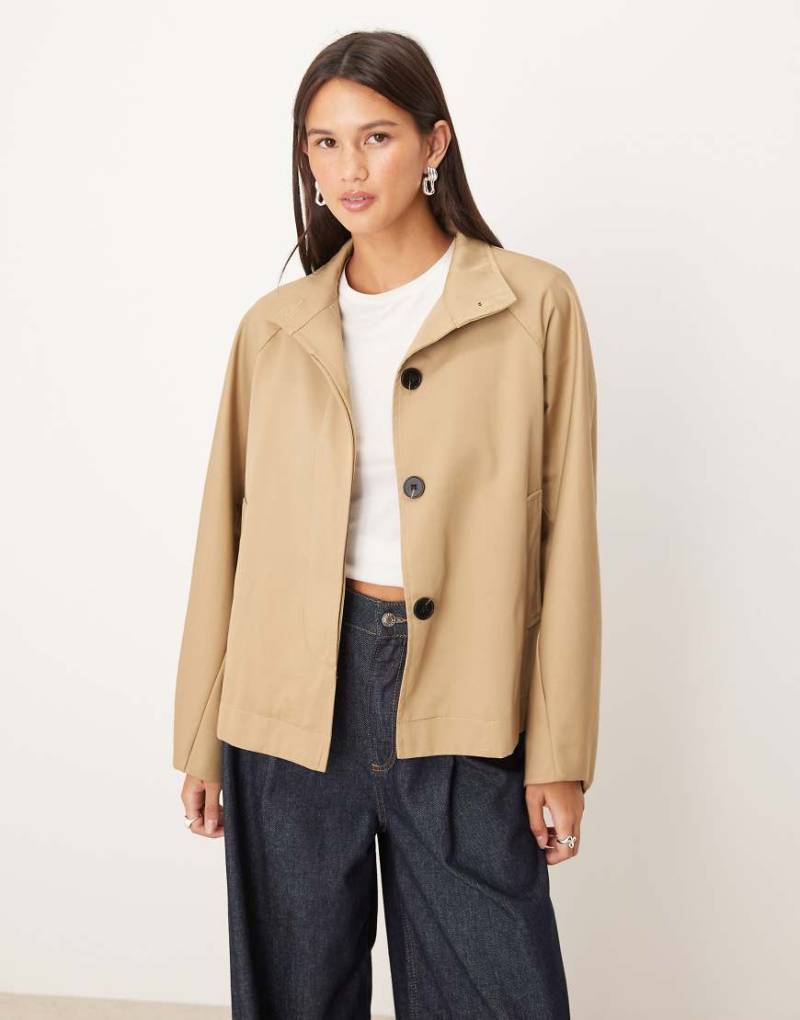 Glamorous - Cropped-Trenchcoat im Cape-Design, in Beige-Neutral von Glamorous