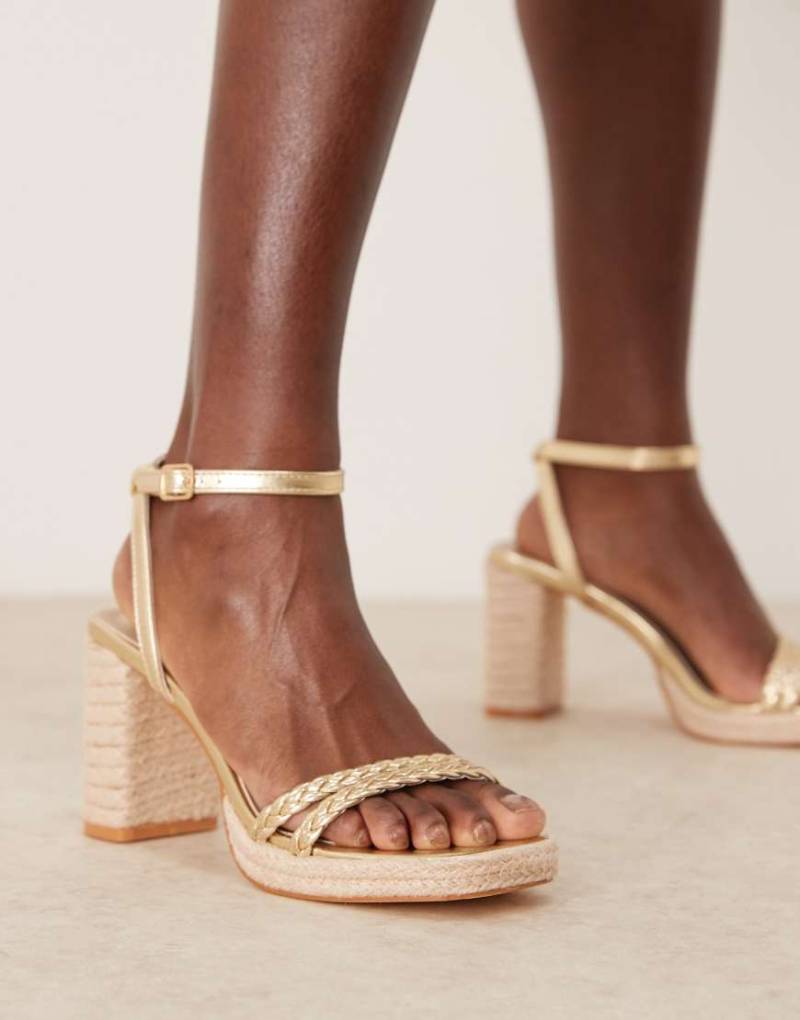 Glamorous - Geflochtene Espdrille-Sandaletten in Gold-Goldfarben von Glamorous