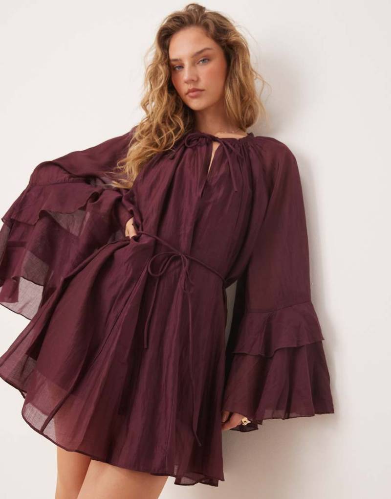 Glamorous - Gerüschtes Boho-Kleid zum Überziehen aus Chiffon in Burgunderrot von Glamorous