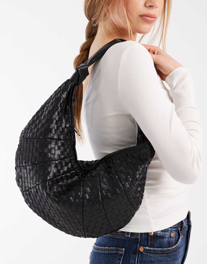 Glamorous - Gewebte, halbmondförmige Schultertasche in Schwarz von Glamorous