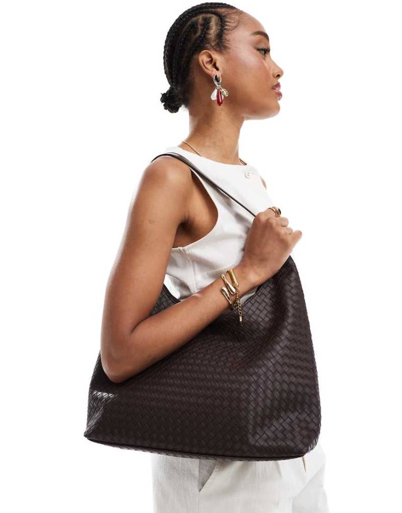 Glamorous - Große Schultertasche mit Webstruktur in Braun von Glamorous