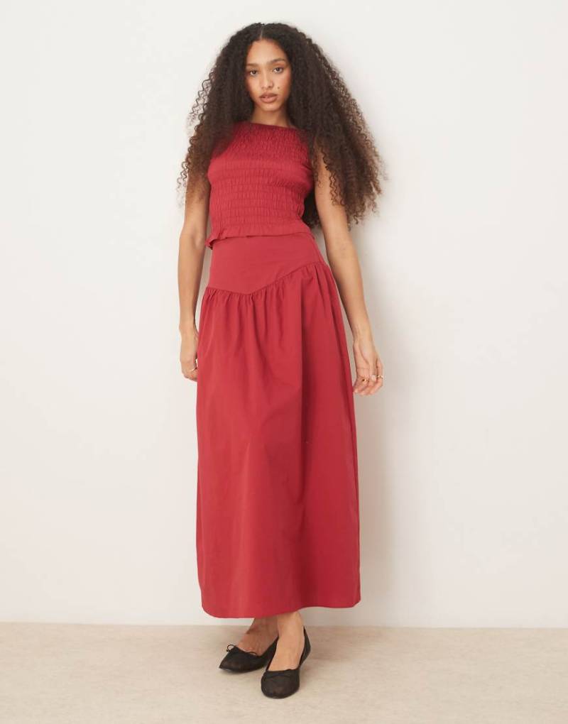 Glamorous - Maxirock in Tiefrot mit abfallender Taille, Kombiteil von Glamorous