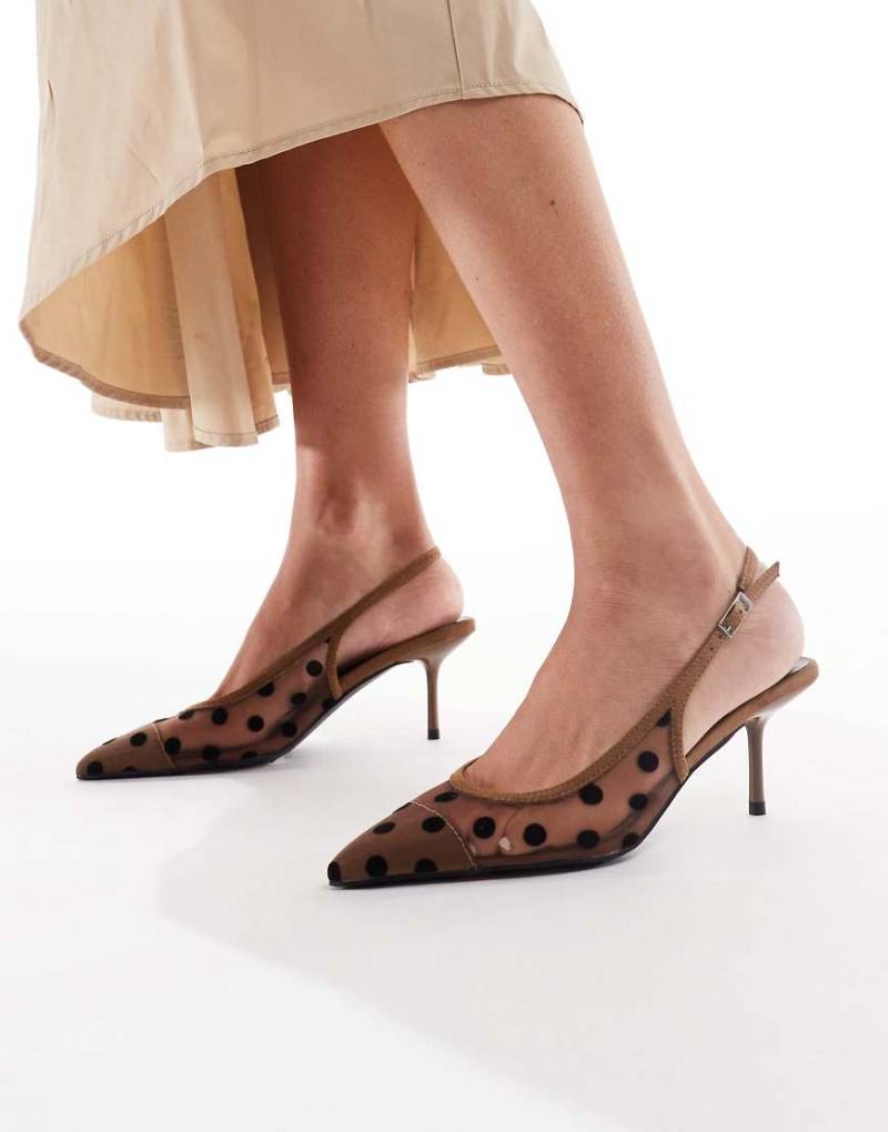 Glamorous - Netzstoff-Pumps in Braun mit Punktemuster und Fersenriemen von Glamorous