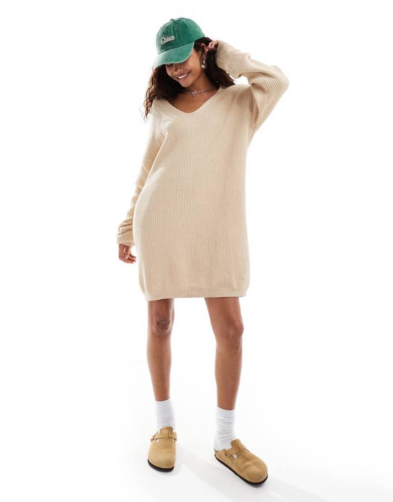 Glamorous - Oversize-Pulloverkleid in Hellbeige mit Kragendetail-Neutral von Glamorous