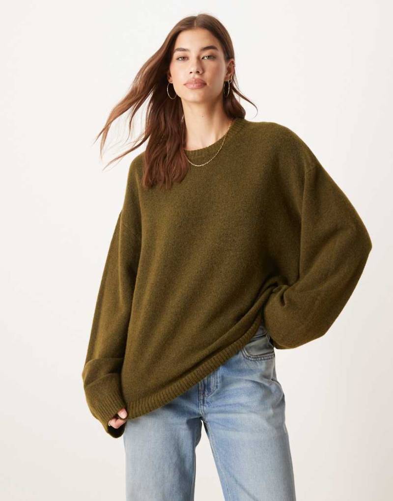 Glamorous - Pullover in Khaki mit ausgestellten Ärmeln-Grün von Glamorous