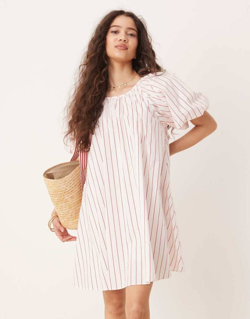 Glamorous - Rot-weiß gestreiftes Hänger-Schlupfkleid mit Puffärmeln-Bunt von Glamorous