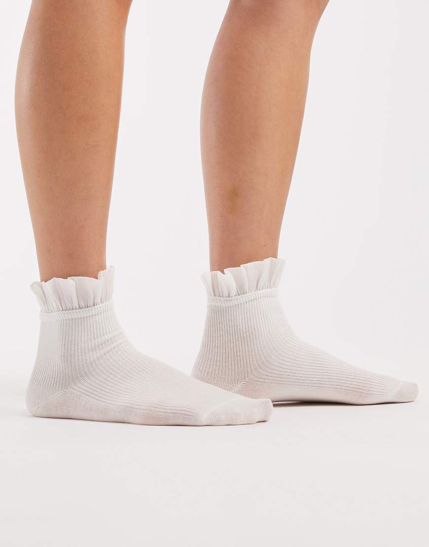 Glamorous - Rüschensocken in Schwarz von Glamorous