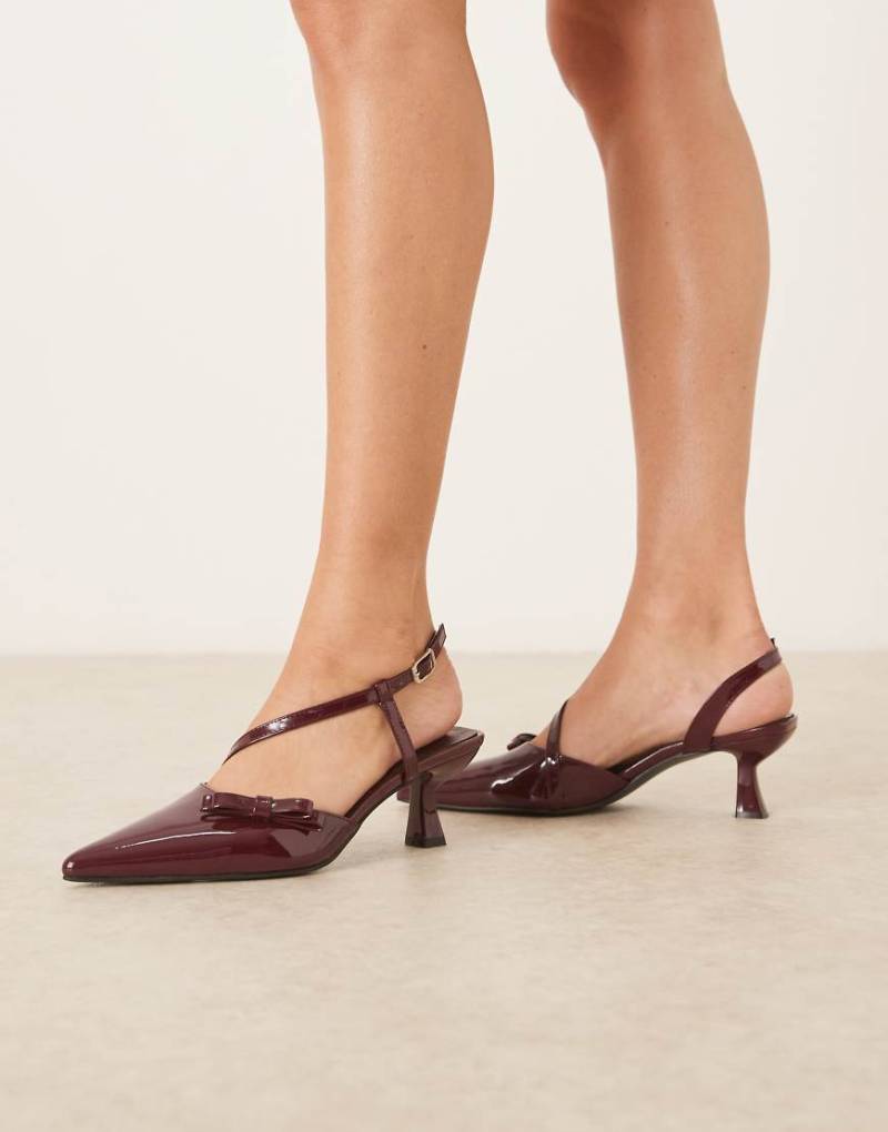 Glamorous - Schuhe in Burgunder mit Fersenriemchen, Kitten-Absatz und Schleife-Rot von Glamorous