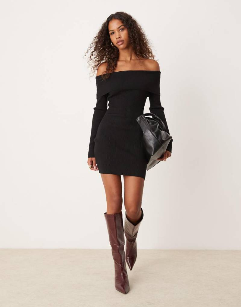 Glamorous - Schulterfreies Mini-Strickkleid in Schwarz von Glamorous