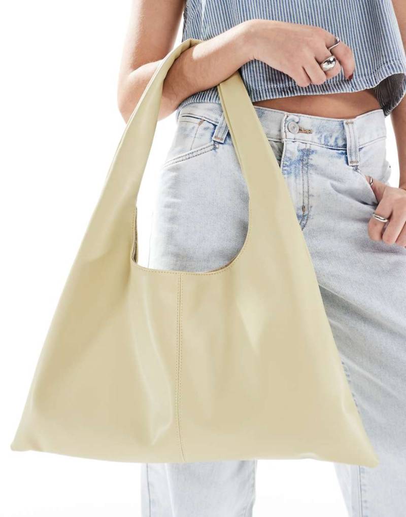 Glamorous - Schultertasche in Blassgrün mit spitzen Ecken von Glamorous