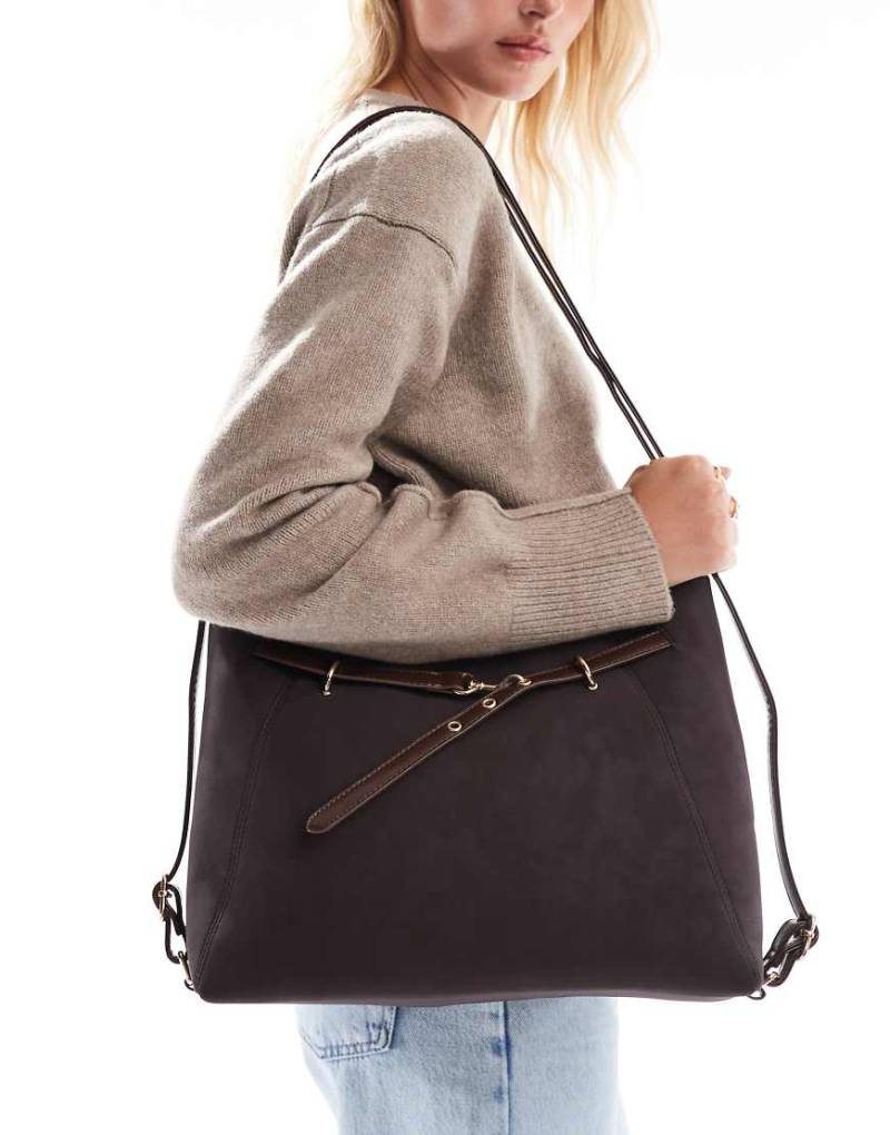 Glamorous - Schultertasche in Schokobraun mit Schnallendetail-Brown von Glamorous