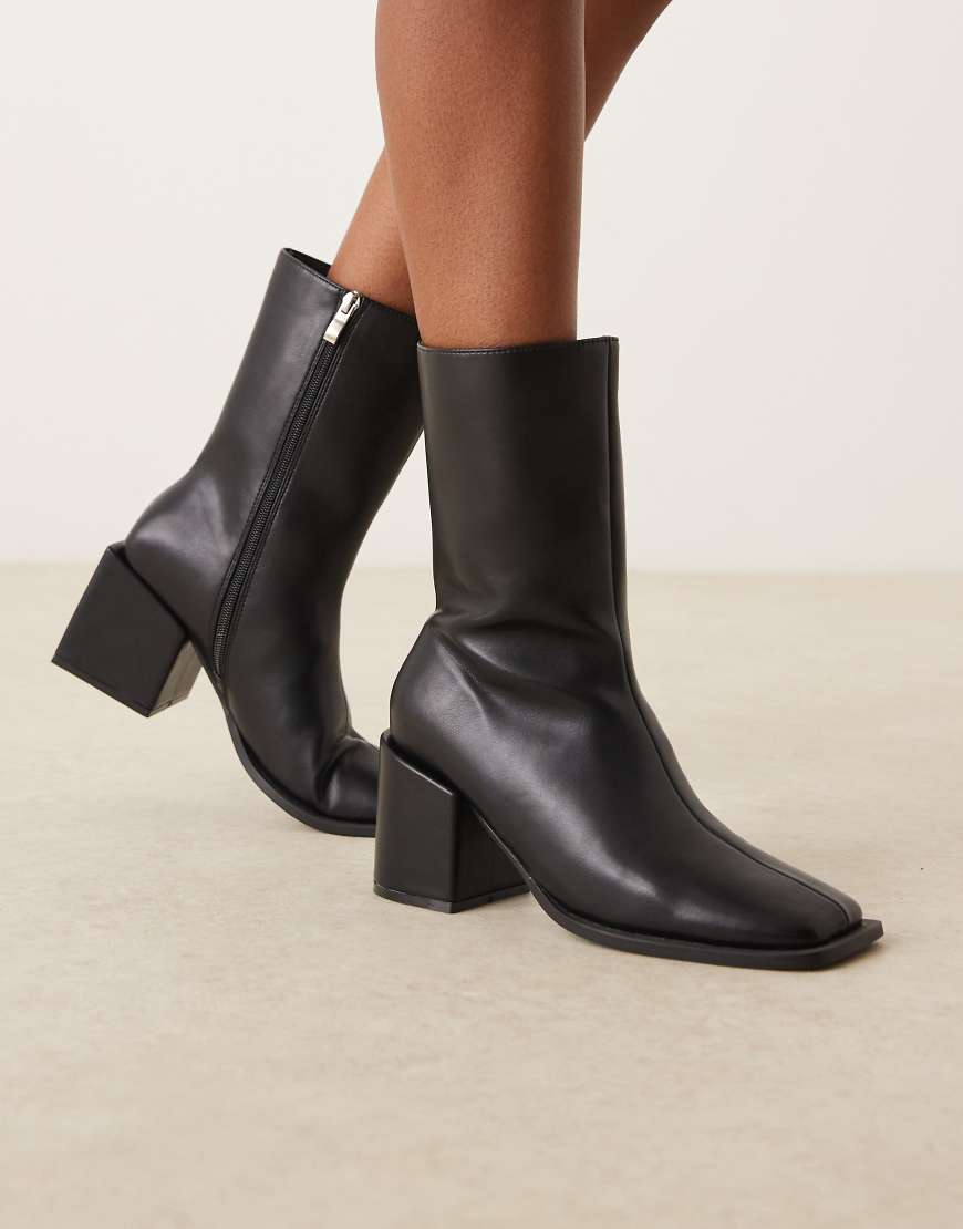 Glamorous - Stiefel in Schwarz mit eckiger Zehenpartie und Blockabsatz von Glamorous