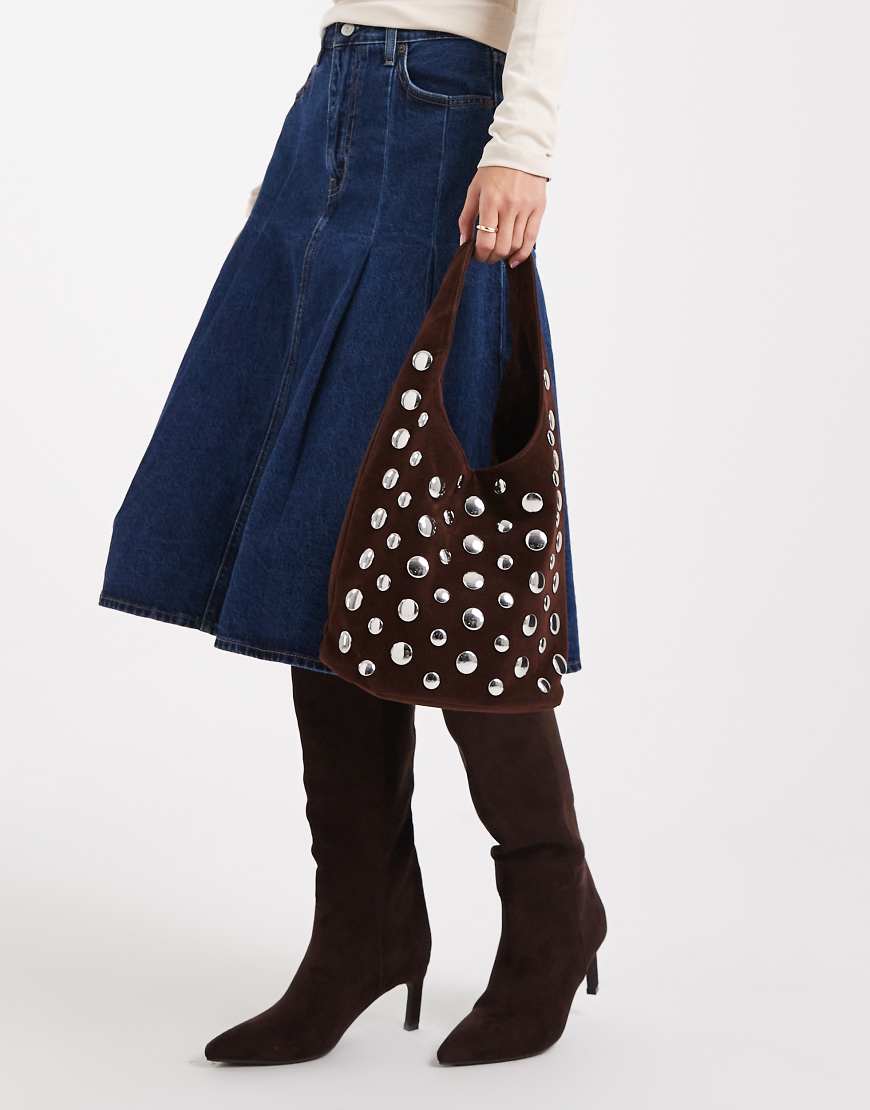 Glamorous - Tasche aus braunem Wildlederimitat mit ganzflächiger Nietenverzierung-Brown von Glamorous