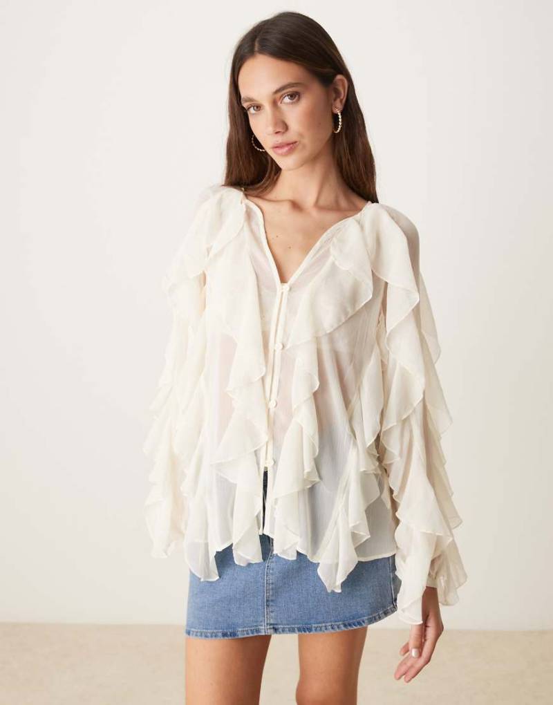 Glamorous - Transparente Rüschenbluse in Weiß im Boho-Stil von Glamorous