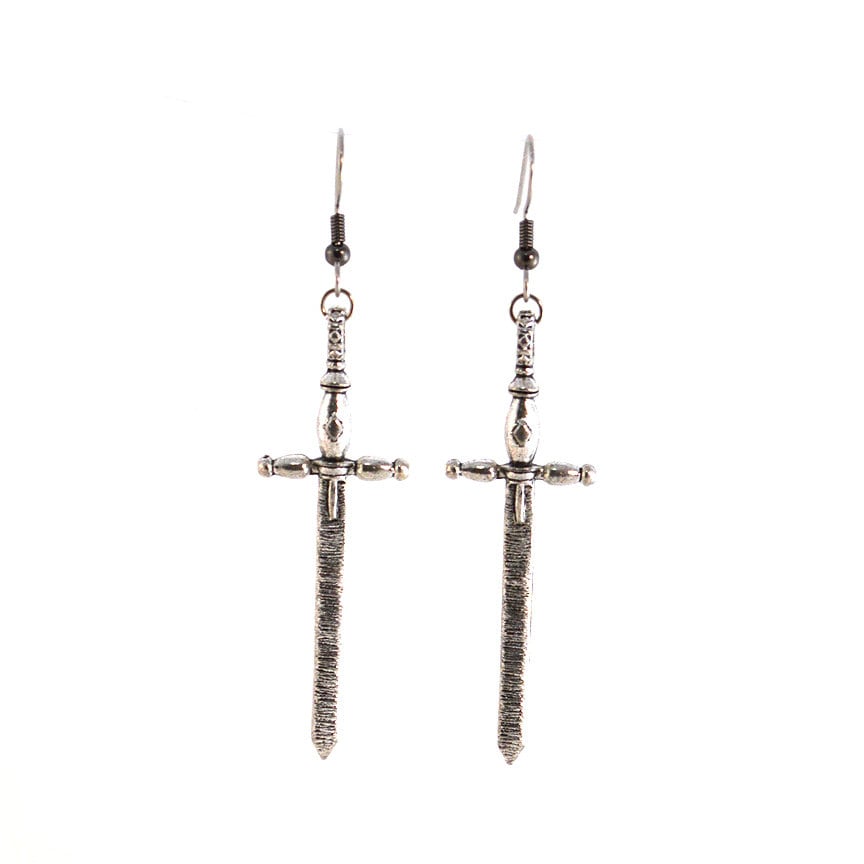 Kampfschwert Ohrringe Baumeln in Metall An Chirurgenstahl Haken Oder Clip Ons Kampfschwert Ohrringe Baumeln in Metall An Chirurgenstahl Haken Oder Clip Ons von Glamour365