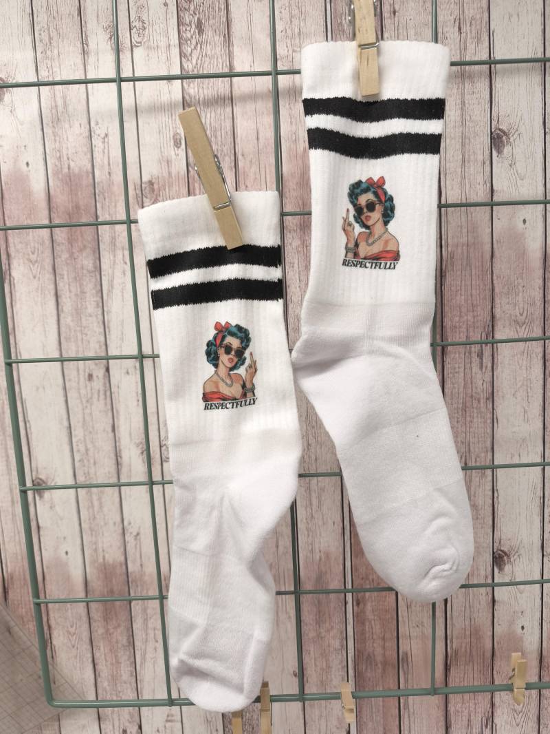 statementsocken Mit Bio-Baumwolle Respectfully statementsocken Mit Bio-Baumwolle Respectfully von GlamourGremma