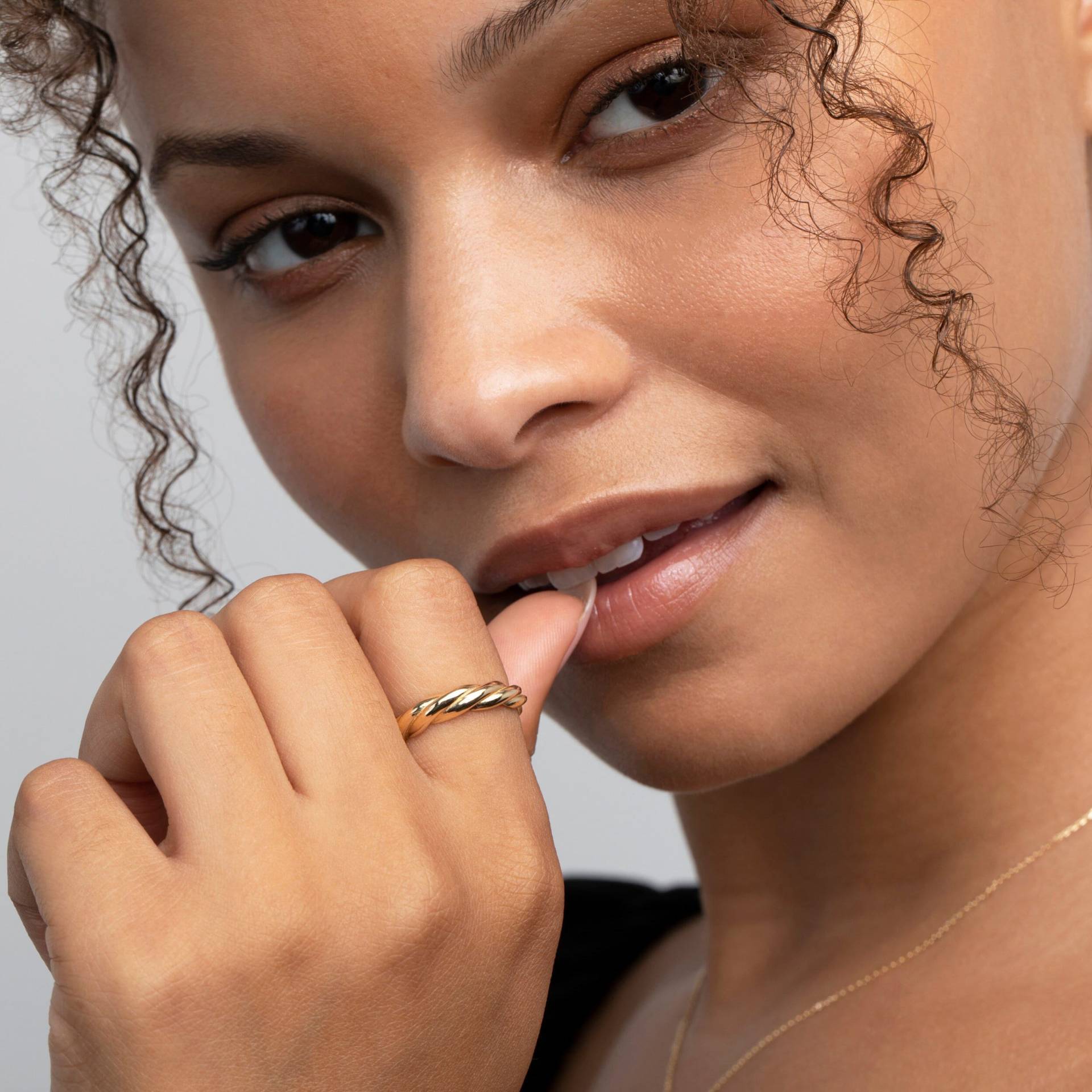 14K Gold Twisted Rope Ring, Silber Minimalistisch, Stilvolle Ringe, Handgemachter Schmuck, 925 Sterling Geschenke Für Sie 14K Gold Twisted Rope Ring, Silber Minimalistisch, Stilvolle Ringe, Handgemachter Schmuck, 925 Sterling Geschenke Für Sie von GlamourJewelryHouse