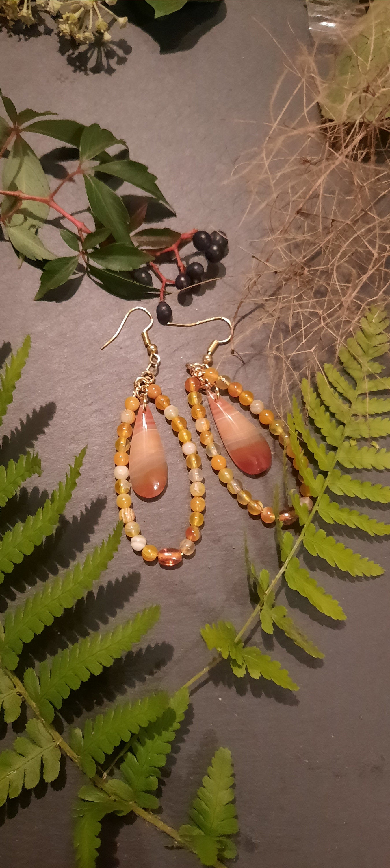 Handgefertigte Elegante Hängeohrringe M. Karneol Und Achatperlen, 18 Karat Vergoldet, Geschenk Freundin, Sommer, Hochzeit, Valentinstag Handgefertigte Elegante Hängeohrringe M. Karneol Und Achatperlen, 18 Karat Vergoldet, Geschenk Freundin, Sommer, Hochzeit, Valentinstag von GlamourPerleNicole