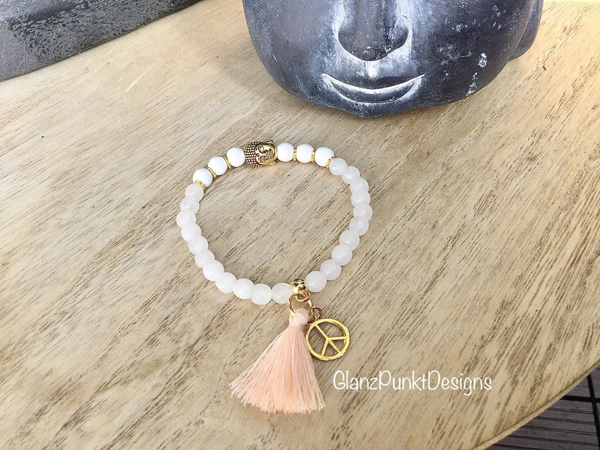 Edles Armband „White Buddha" Edles Armband „White Buddha" von GlanzPunktDesigns