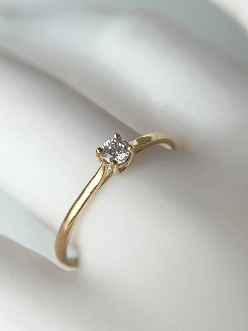 0.12Ct G Vs Diamond Promise Ring Engagement 18K Solid Gold von Glanzstein