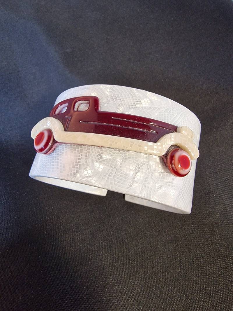 Original Lea Stein Armreif Oldtimer Sehr Selten Und Sammelwürdig Paris Bakelite von Glanzzeitenvintage