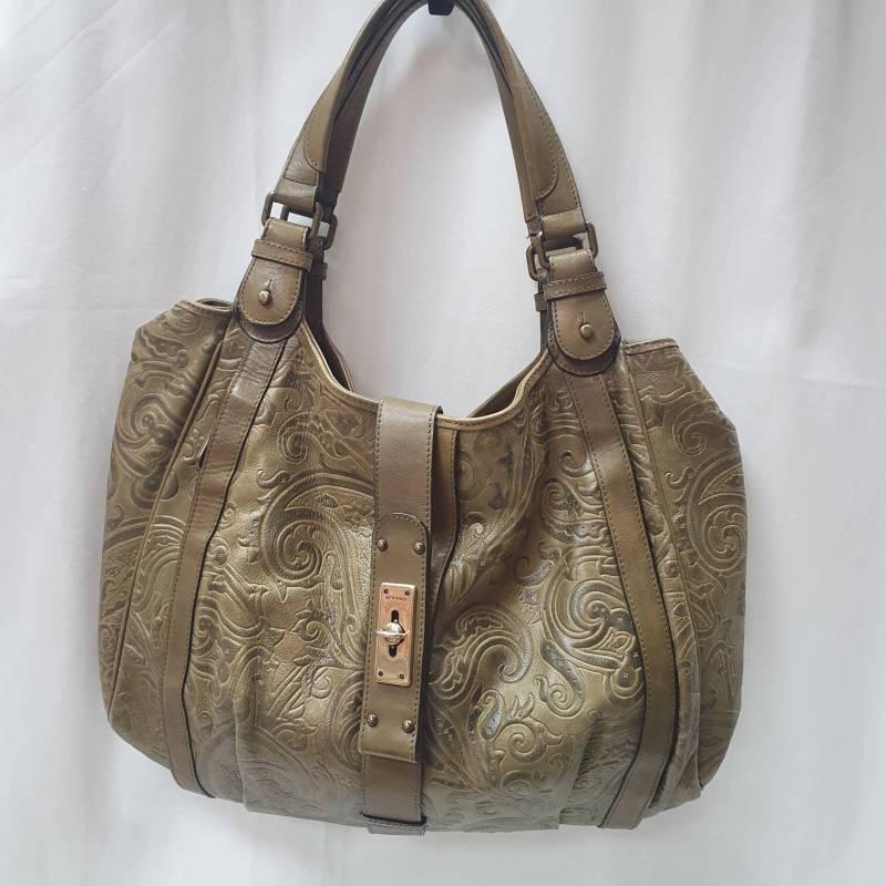 Original Vintage Etro Handtasche in Grünem Geprägten Leder Original Vintage Etro Handtasche in Grünem Geprägten Leder von Glanzzeitenvintage