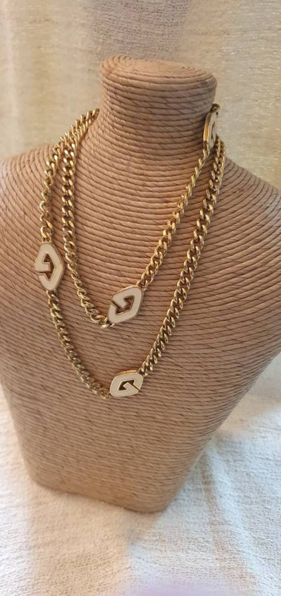 Vintage Givency Logokette Um 1990 Vintage Givency Logokette Um 1990 von Glanzzeitenvintage