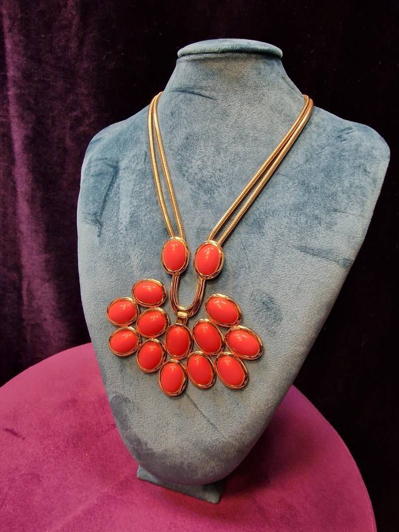 Vintage Statement-Collier Von Trina Turk 1960Er Jahre Stil. Top Zustand. Sammelwürdig von Glanzzeitenvintage