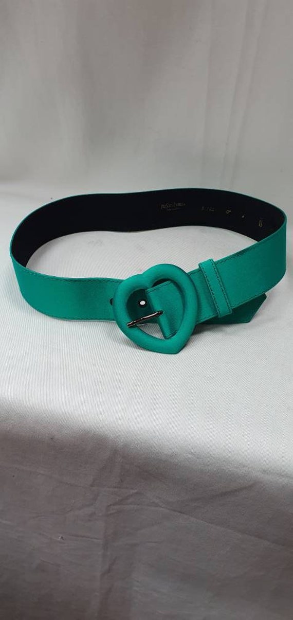 Vintage Ysl Gürtel "Rive Gauche" Seide Grün 1980Er Jahre . Top Zustand .seltenes Designerstück von Glanzzeitenvintage