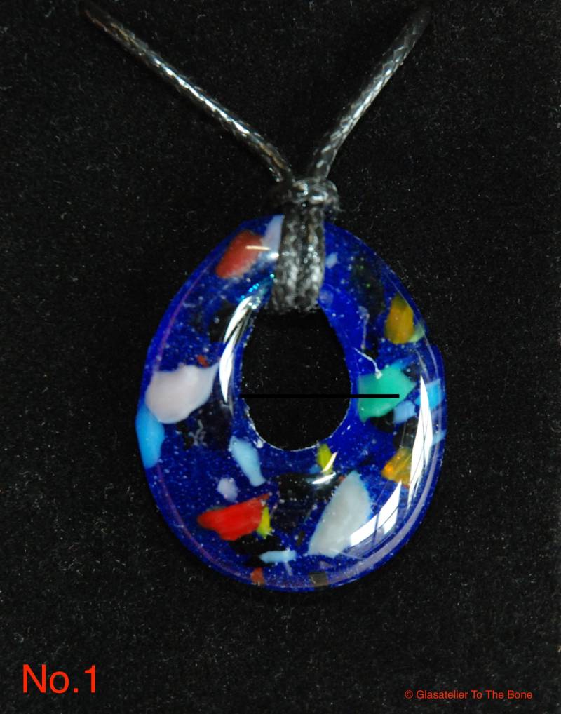 Anhänger Teardrop Glas Ornament Handgefertigt Anhänger Teardrop Glas Ornament Handgefertigt von GlasatelierToTheBone