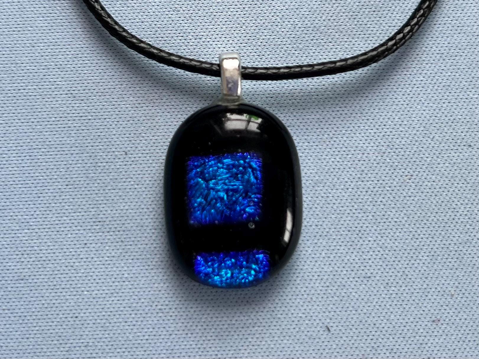 Blauer Glasanhänger Mit Kette Blauer Glasanhänger Mit Kette von GlaskunstRichter